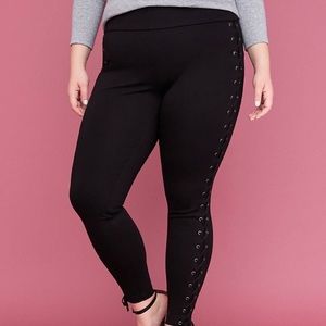 Lane Bryant Innersculpt Ponte LaceUp Legging Sz18